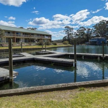 The Moorings Resort Tomakin Bagian luar foto